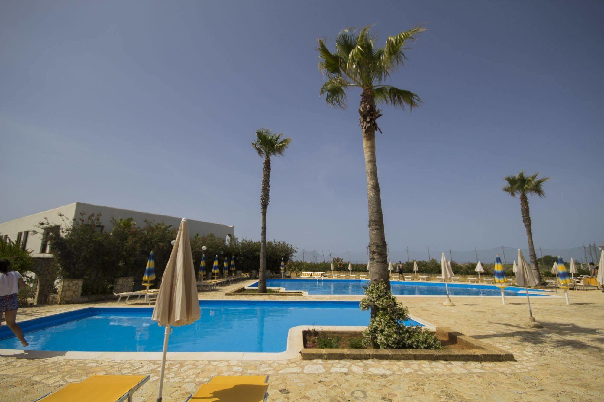 Zahira Resort Tre Fontane Exteriér fotografie